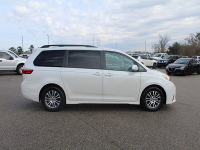 2018 Toyota Sienna L 7 Passenger