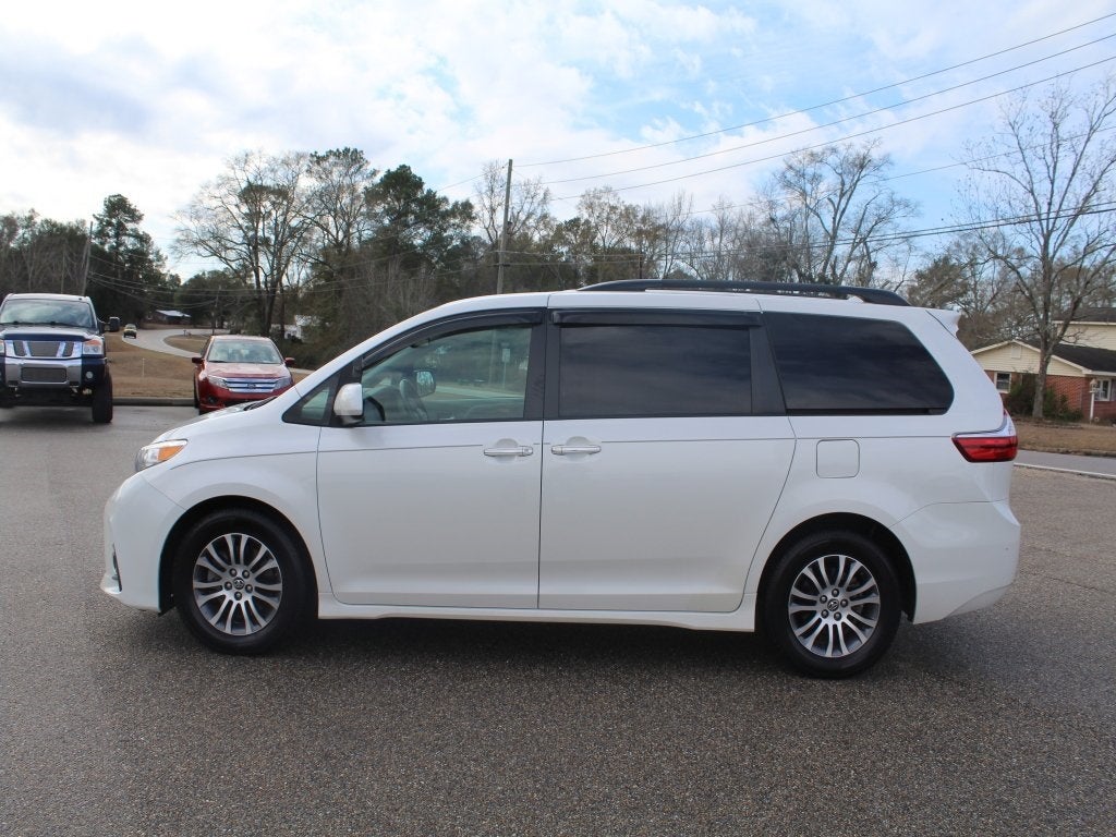 2018 Toyota Sienna L 7 Passenger