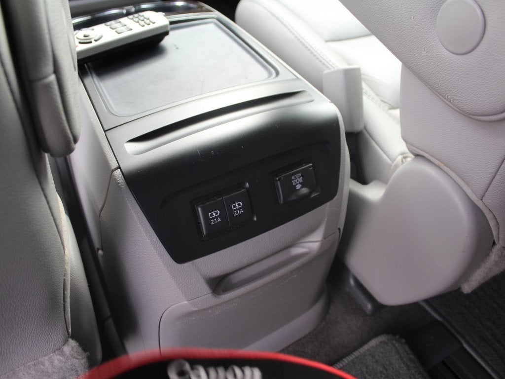 2018 Toyota Sienna L 7 Passenger