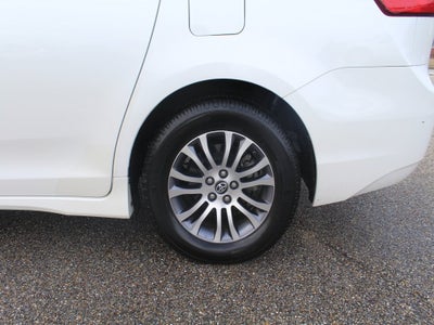 2018 Toyota Sienna L 7 Passenger