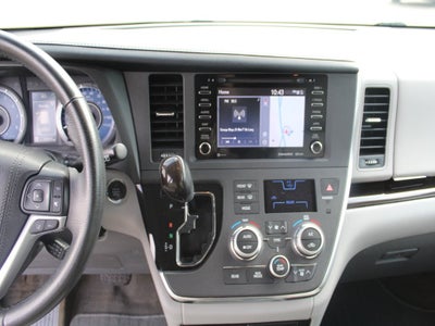 2018 Toyota Sienna L 7 Passenger