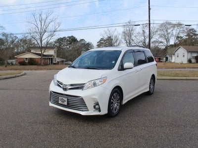 2018 Toyota Sienna L 7 Passenger