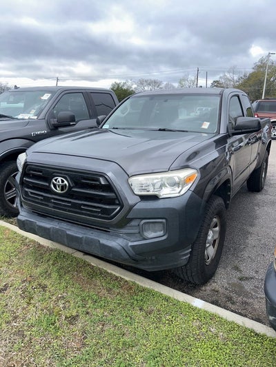 2017 Toyota Tacoma SR