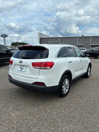 2017 Kia Sorento LX