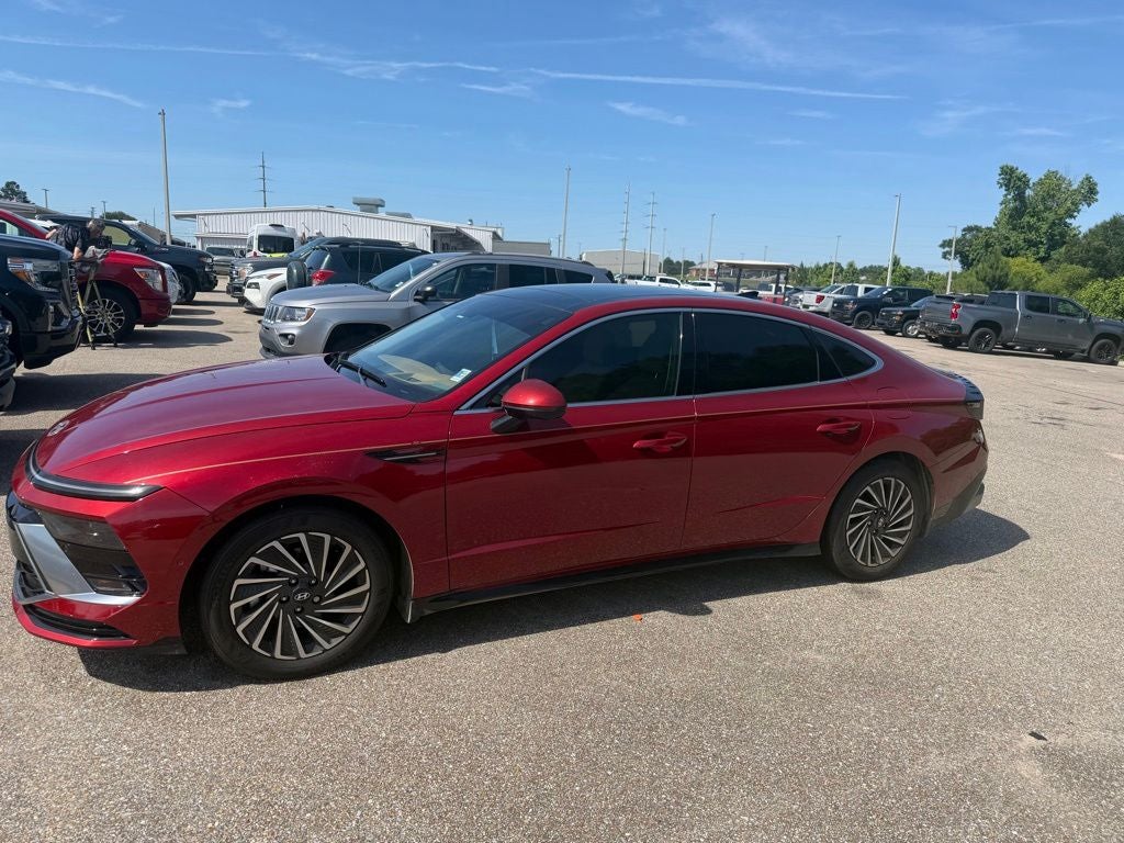 2025 Hyundai Sonata Hybrid Limited