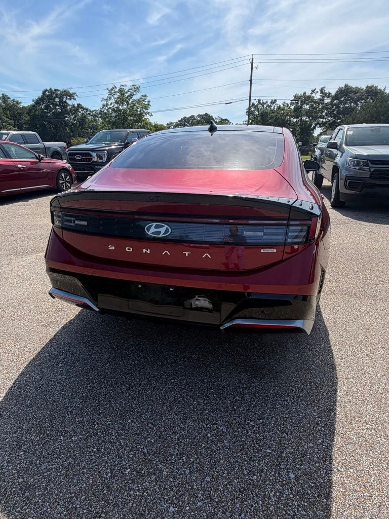 2025 Hyundai Sonata Hybrid Limited