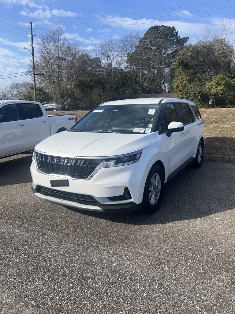 2023 Kia Carnival LX