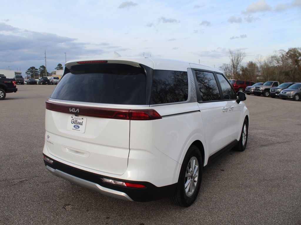 2023 Kia Carnival LX
