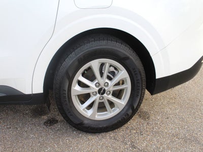 2023 Kia Carnival LX