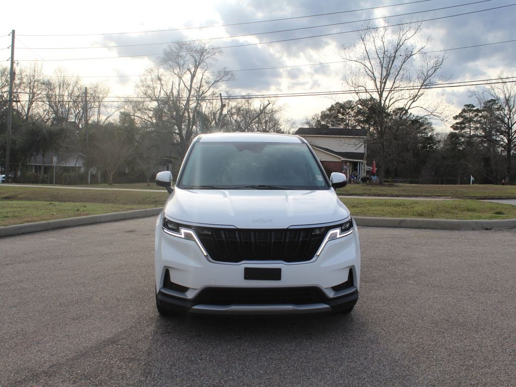 2023 Kia Carnival LX