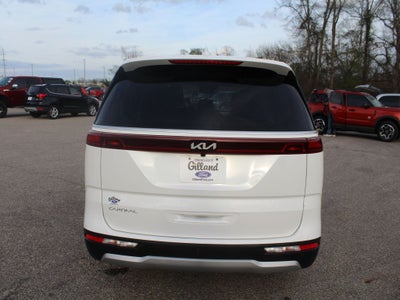 2023 Kia Carnival LX