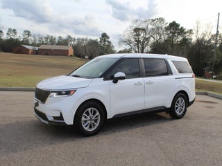 2023 Kia Carnival LX
