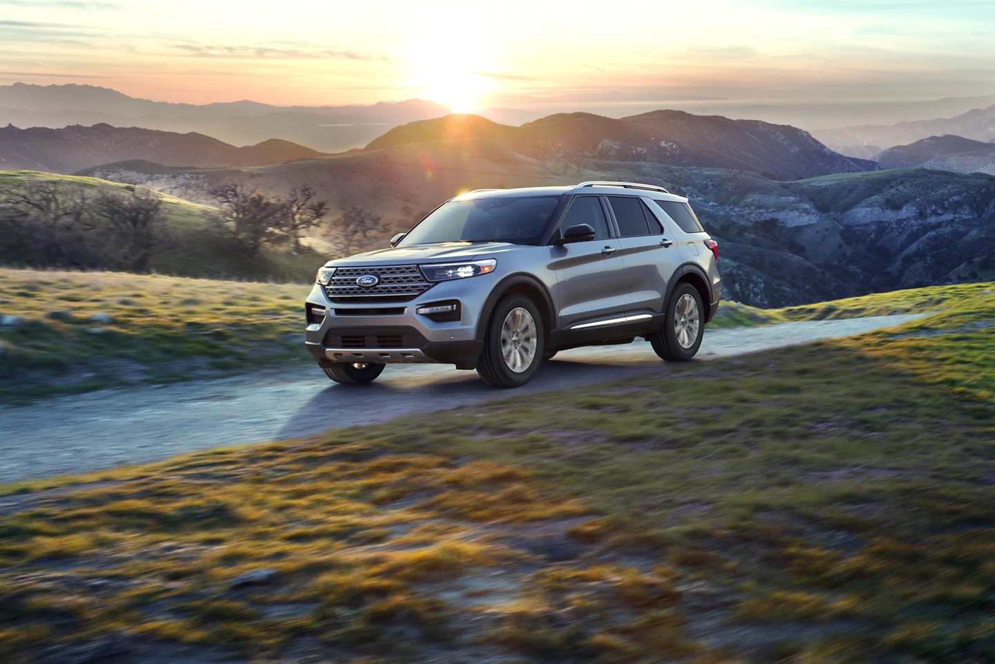 2021 Ford Explorer vs 2021 Toyota Highlander near Dothan, AL