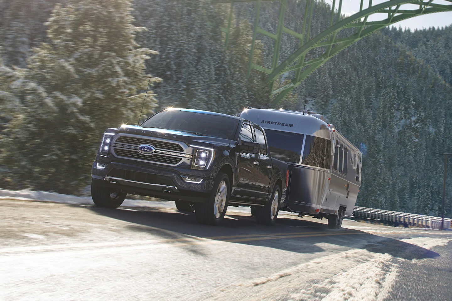 2021 Ford F-150 vs 2021 Toyota Tundra near Dothan, AL