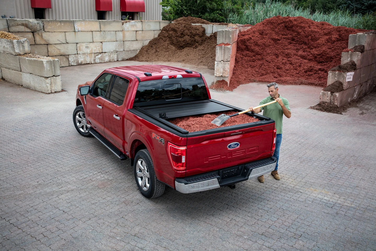 2021 Ford F-150 vs 2021 Nissan Titan near Dothan, AL