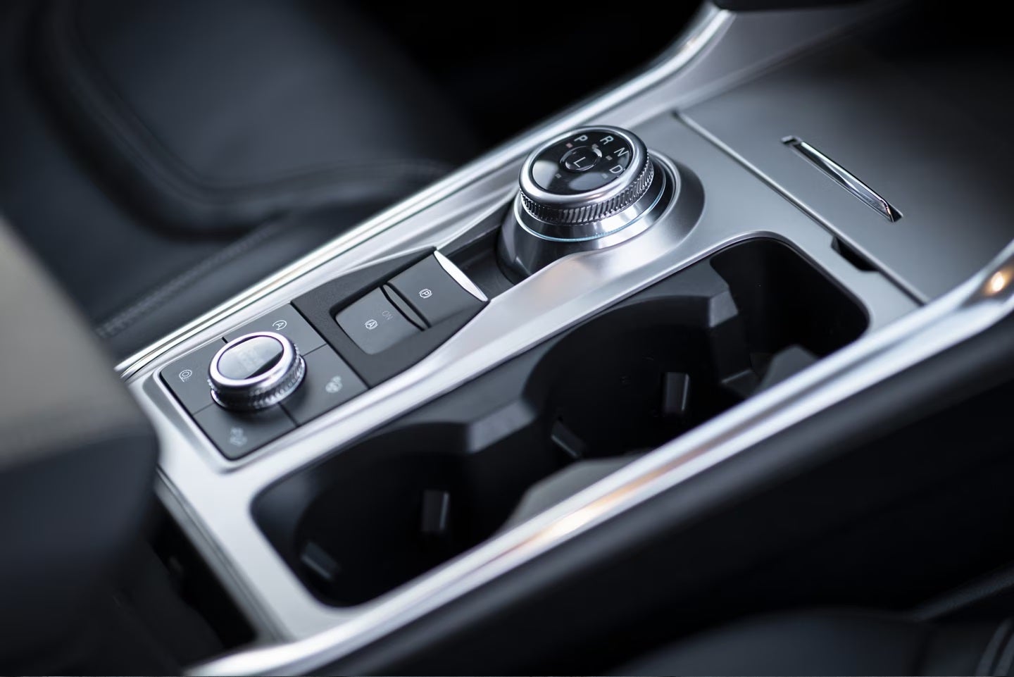 2024 Ford Explorer Interior