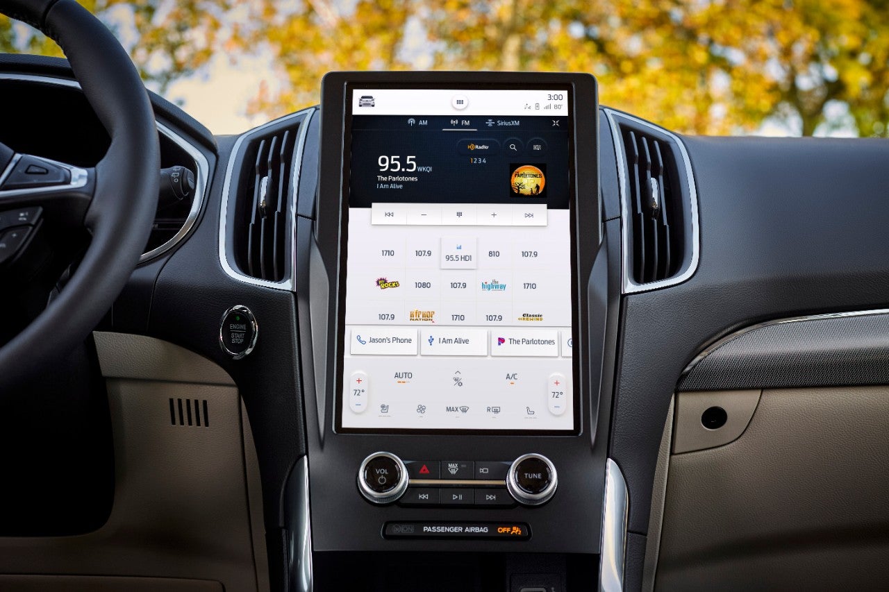 2021 Edge Touchscreen