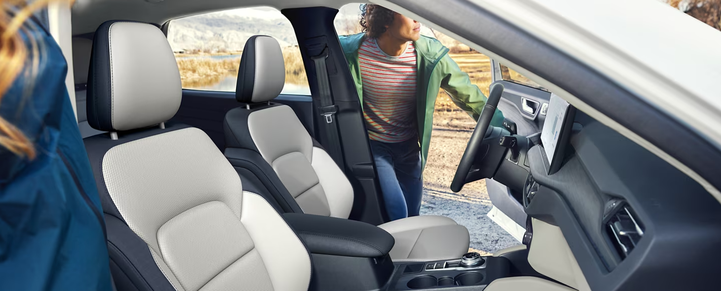 2025 Ford Escape Seating