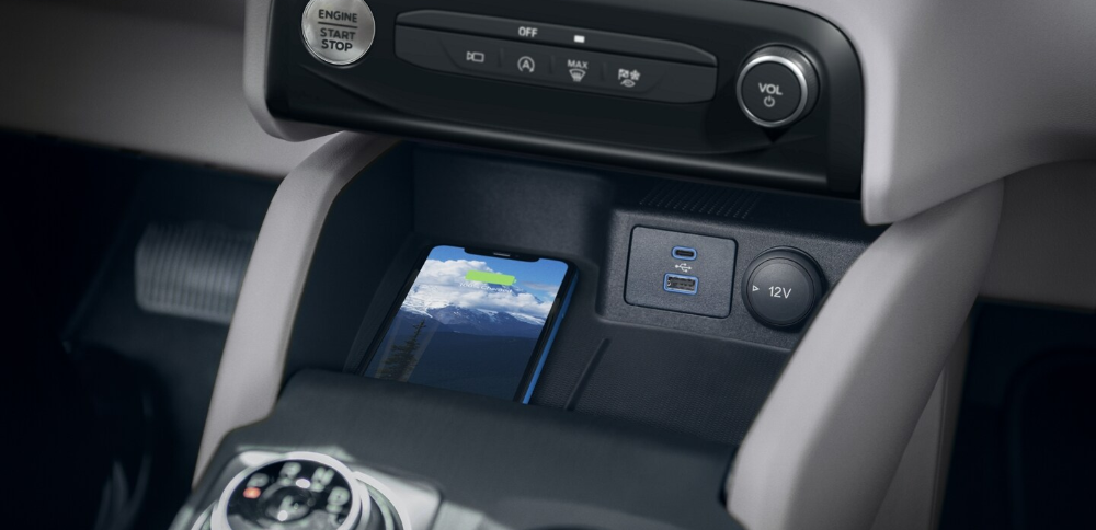 2024 Ford Escape Plug-In Hybrid Wireless Charging