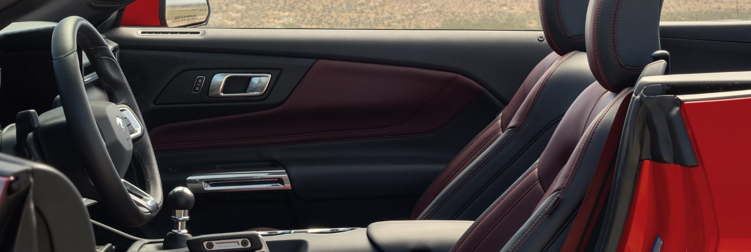 2025 Ford Mustang Front Row